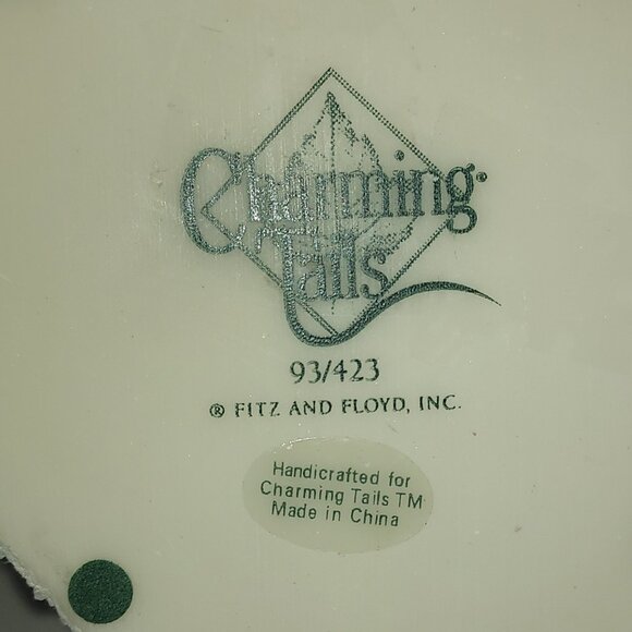 Fitz and Floyd charming Tails Cany Cane Stocking holder. - Picture 2 of 6